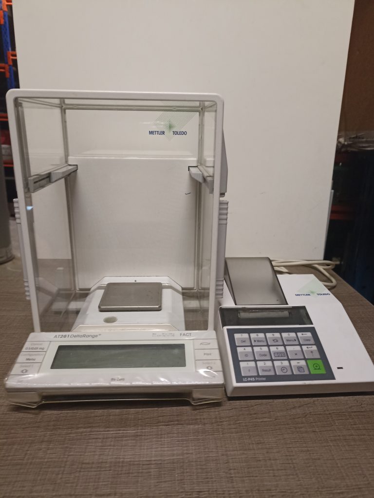 BALANCE AVEC IMPRIMANTE, METTLER TOLEDO - Cj lab